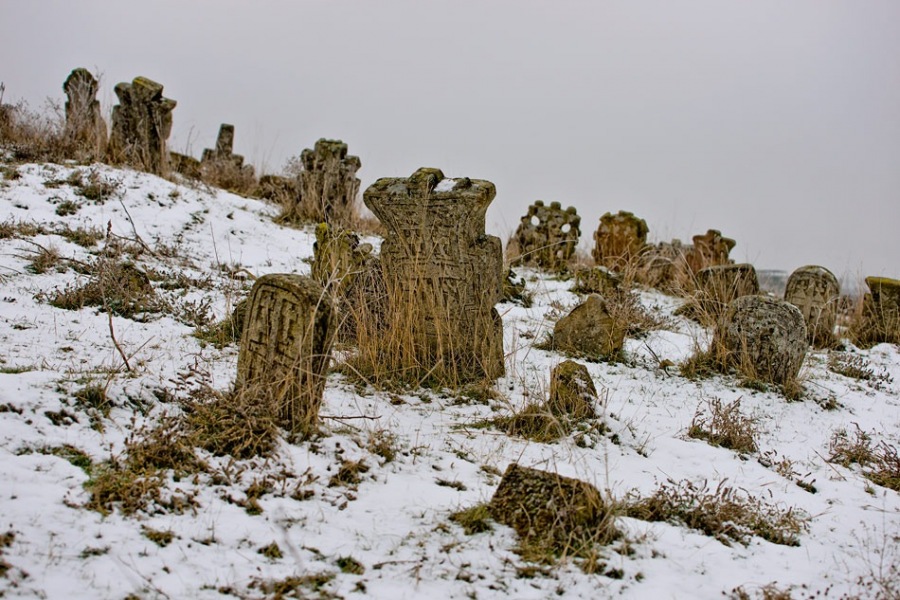 село-Замфир.църква.кръст.зима-2