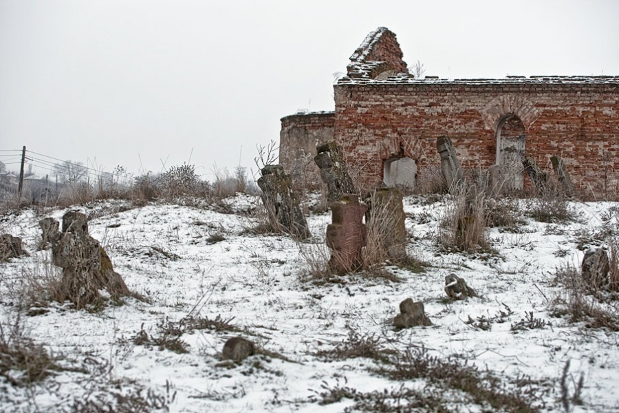 село-Замфир.църква.кръст.зима-3