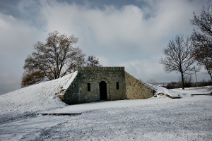 Хисаря.гробница.зима