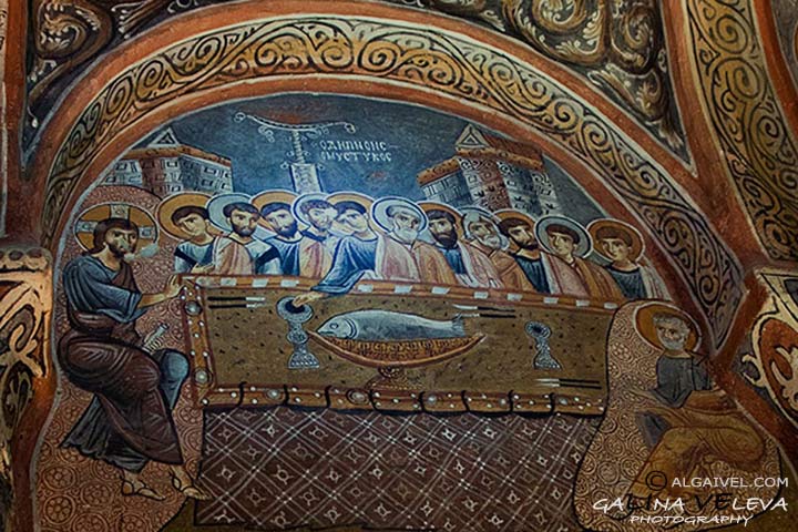 Тъмната църква (Karanlik (Dark) Church)